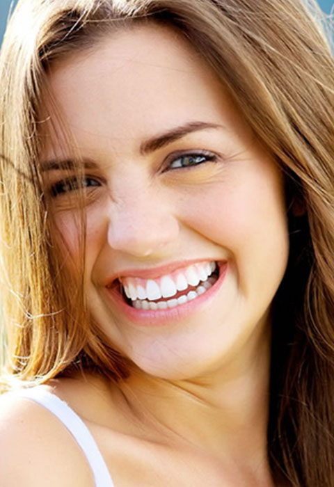 Cosmetic dentistry, veneers and teeth whitening